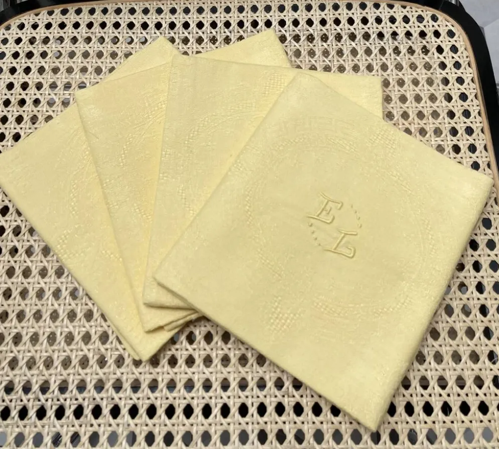 set de 4 serviettes monogrammées EL teintes jaune