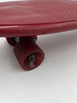 Skateboard rouge vintage