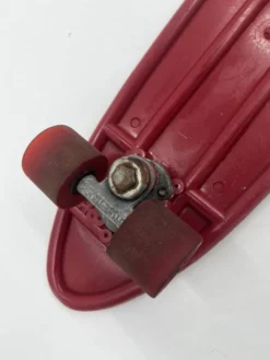 Skateboard rouge vintage