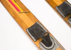 Skis nautiques vintage ayant appartenu au champion du monde Dick Pope JR - Icône sportive rare