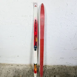 Skis vintage enfant Fischer Crown fixations Salomon