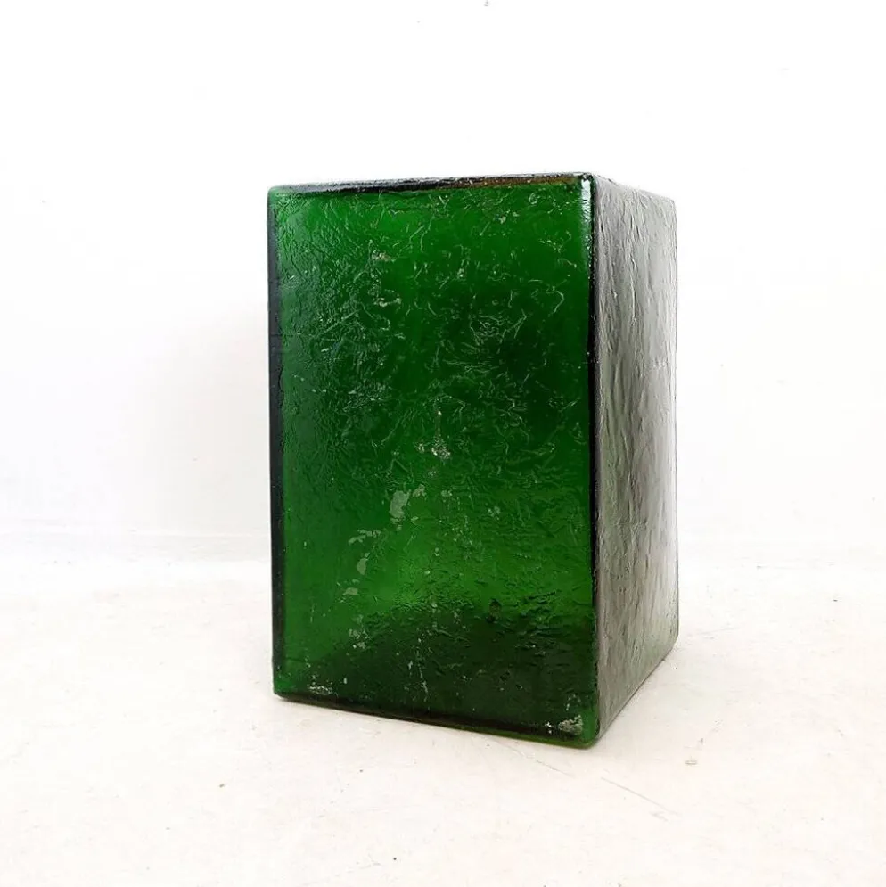 Socle en acrylique translucide vert bouteille