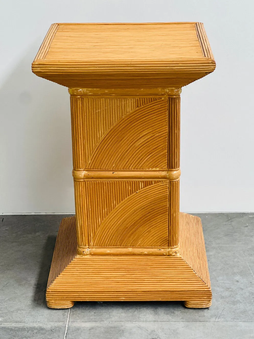 Socle en bambou fendu français, années 1970
