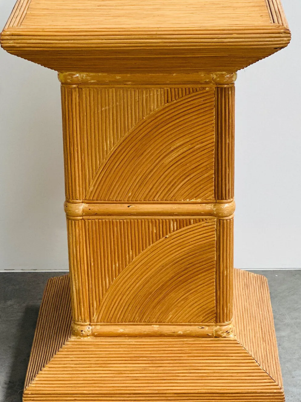 Socle en bambou fendu français, années 1970