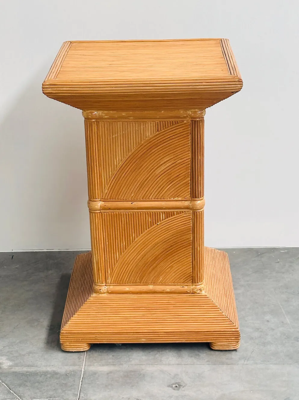 Socle en bambou fendu français, années 1970