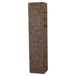 Socle en granit rose, vers 1940
