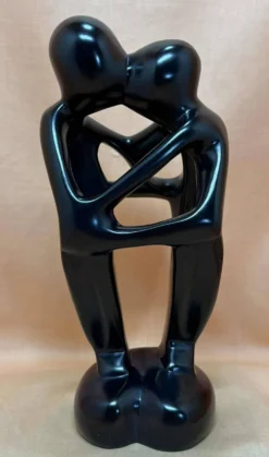 Statue africaine en stéatite représentant 2 amoureux, fabriquée au Kenya et