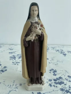 Statue ancienne de Sainte Thérèse de Lisieux, Figurine religieuse en plâtre