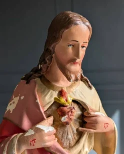 Statue du Christ ancienne