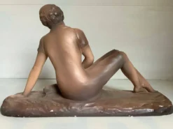 Statue la femme aux oiseaux signée art déco