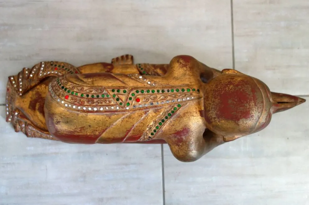 Statue Moine bouddhiste Birman en prière, XIXe siècle