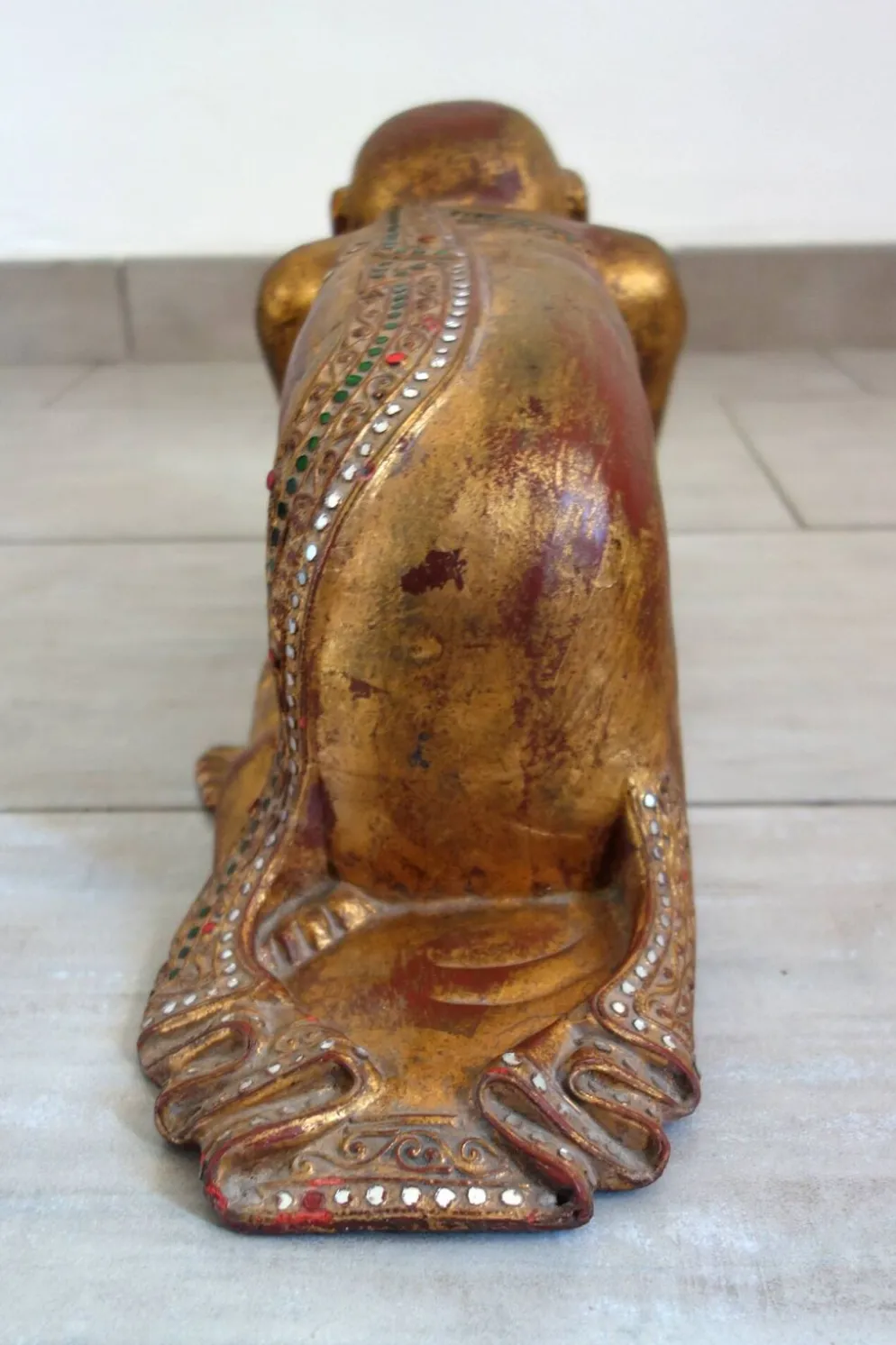Statue Moine bouddhiste Birman en prière, XIXe siècle