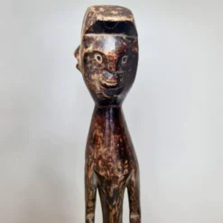 Statue Mumuye soclée, Hauteur : 53 cm