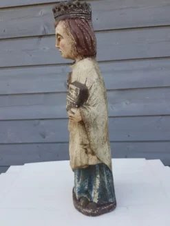 statuette religieuse