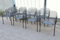 Suite de 8 chaises lyze, emu
