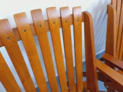 Suite de 4 fauteuils de jardin vintage en bois de hêtre des années 60