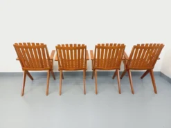 Suite de 4 fauteuils de jardin vintage en bois de hêtre des années 60