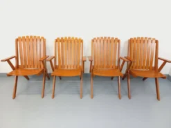 Suite de 4 fauteuils de jardin vintage en bois de hêtre des années 60