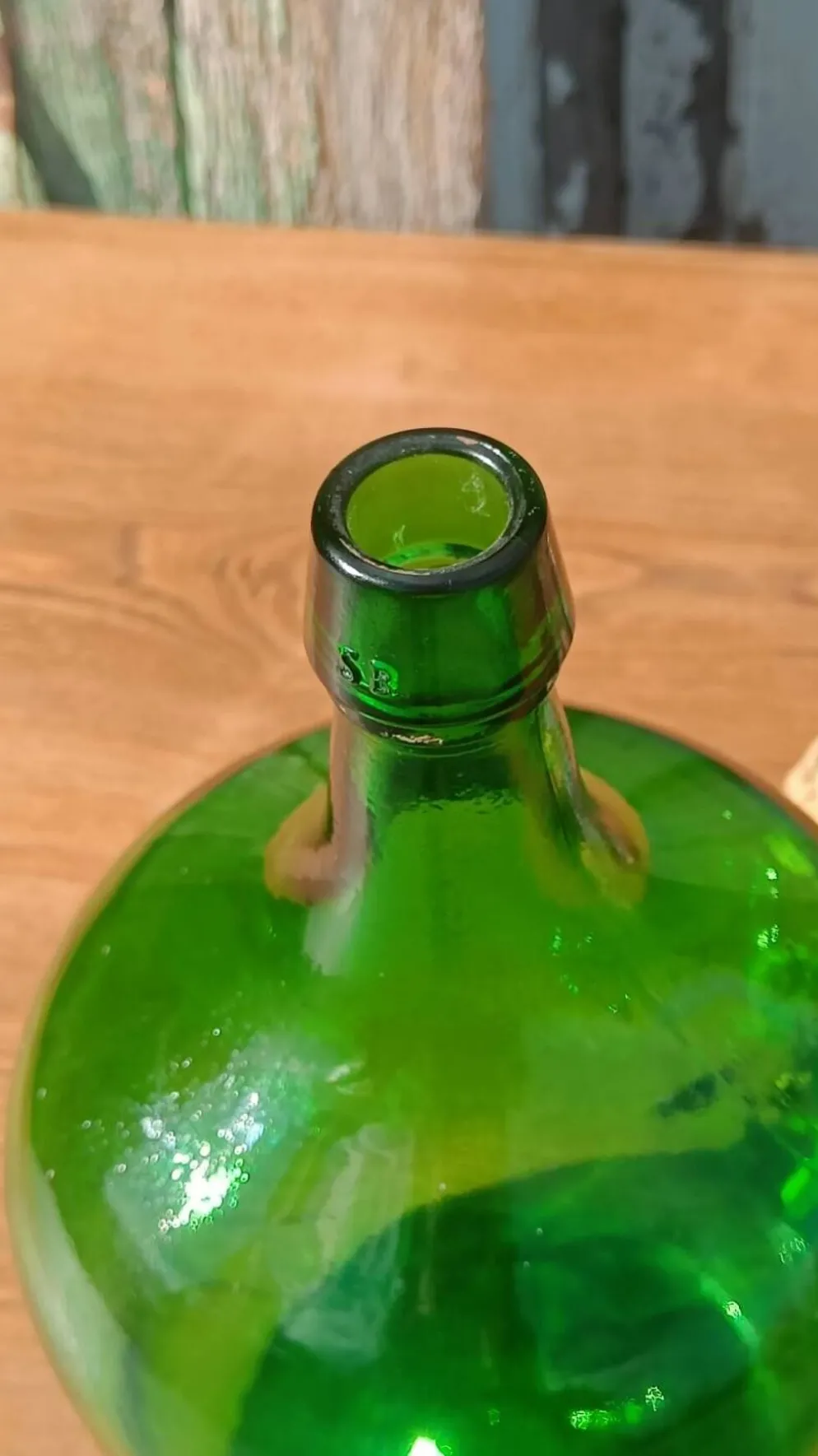 Superbe dame jeanne ancienne en verre vert