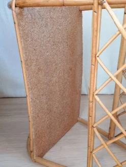 Table d'appoint, porte revues en rotin vintage