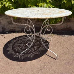 Table de jardin des années 50 France