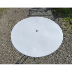 Table de jardin en fonte plateau fer