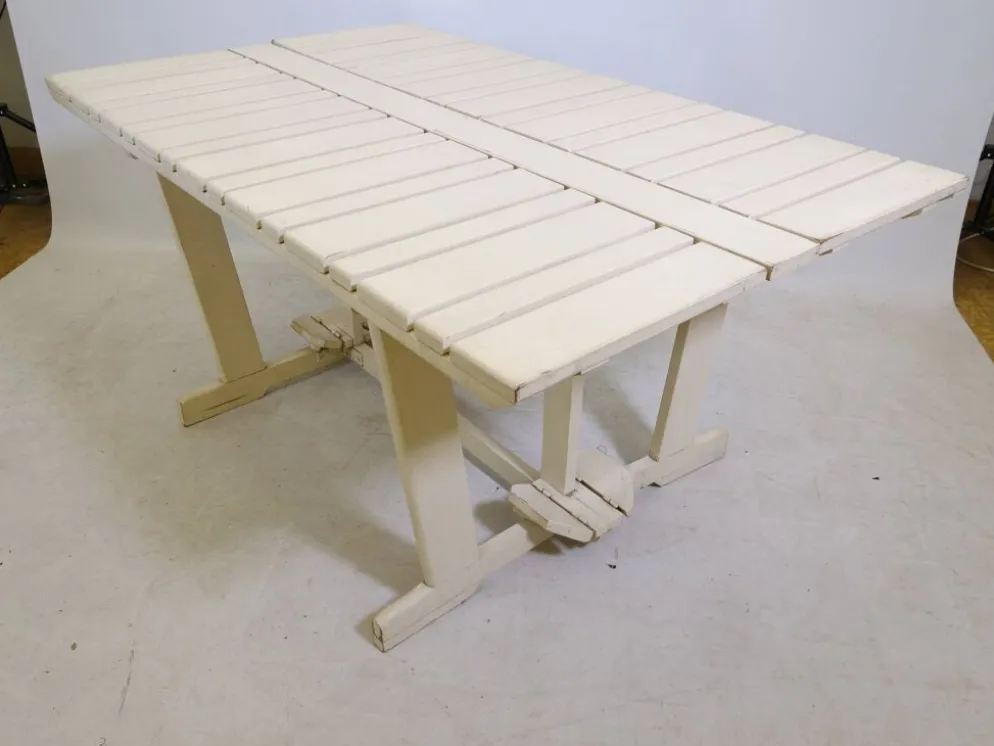 Table de jardin pliante en bois de style mid-century par Triconfort, modèle Riviera, années 1970.