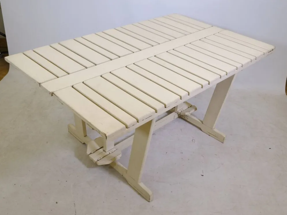 Table de jardin pliante en bois de style mid-century par Triconfort, modèle Riviera, années 1970.