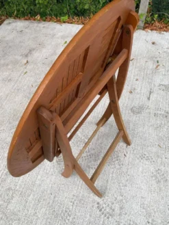 Table de jardin pliante en teck massif Proloisirs parasol 80cm