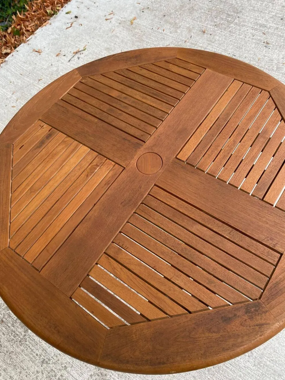 Table de jardin pliante en teck massif Proloisirs parasol 80cm