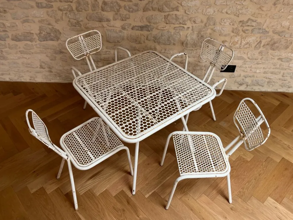 Table de jardin Radar par René Malaval