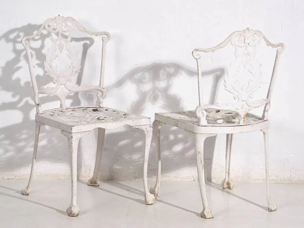 Table et chaises de jardin blanches d’époque (c.1950). Ensemble de 5 pièces