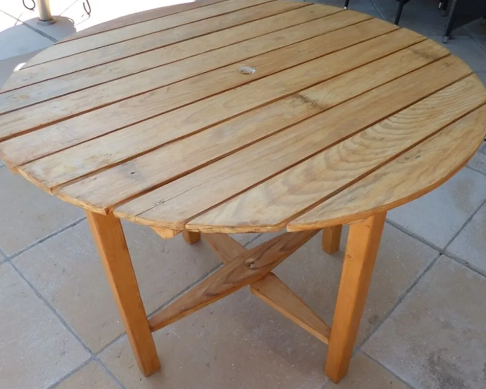 Table et 2 chaises pliantes de jardin en bois naturel