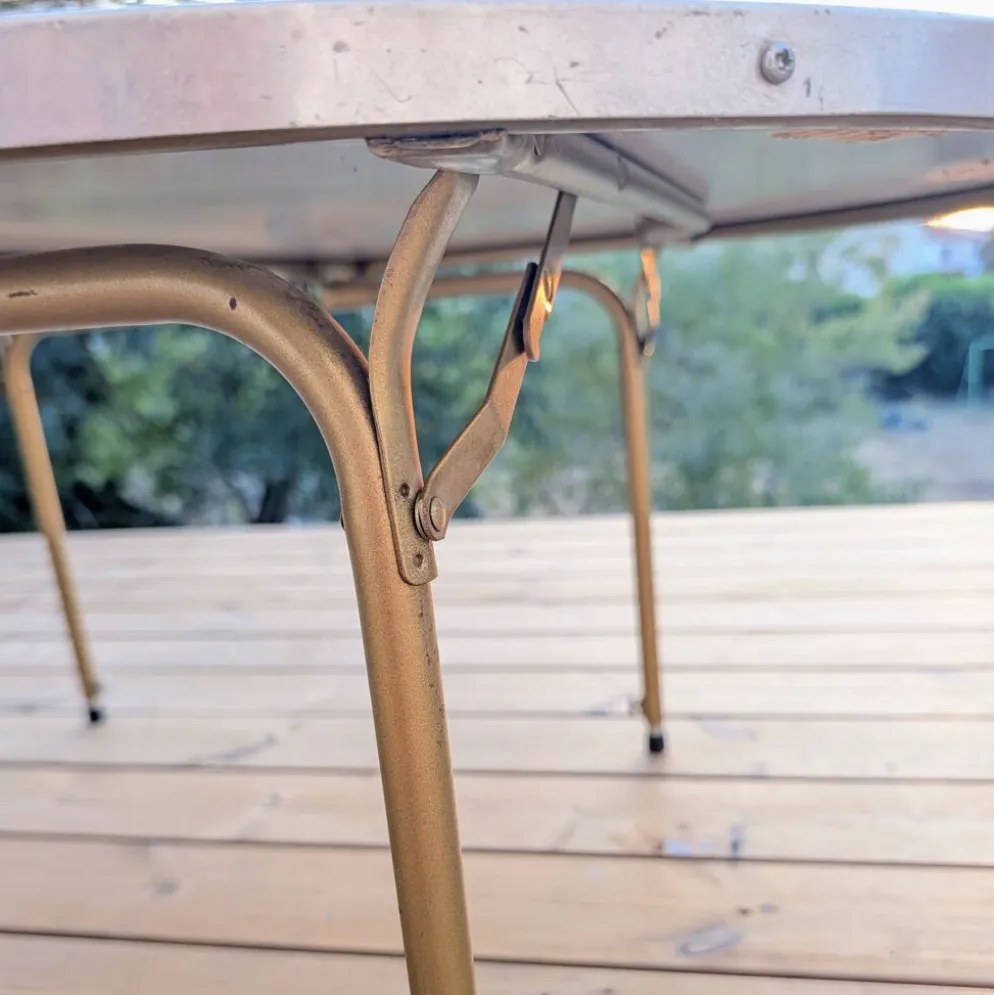 Table pliante de camping ovale vintage