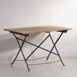 Table pliante d’extérieur ancienne (c.1920)