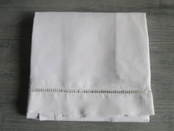Taie d'oreiller ancienne brodée: 70x70cm