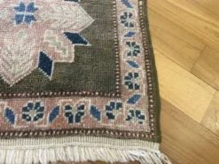 Tapis anatolien carré