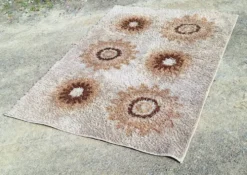 Tapis années 70 dralon