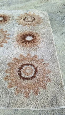 Tapis années 70 dralon
