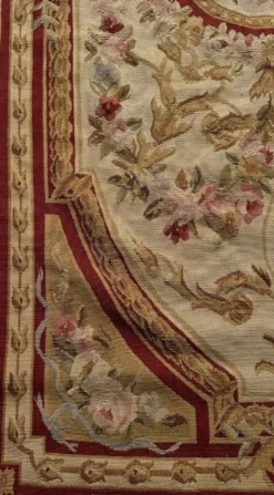 Tapis aux points noués de style Aubusson – 2.45 x 090 Mètres -