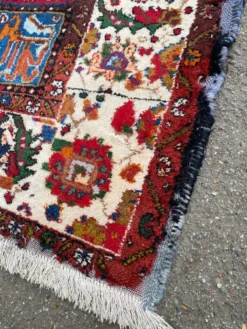Tapis bakhtiar d'Iran en laine nouée fait main bordeaux 200x300cm