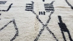 Tapis Beni Ouarain, 275 x 155 cm