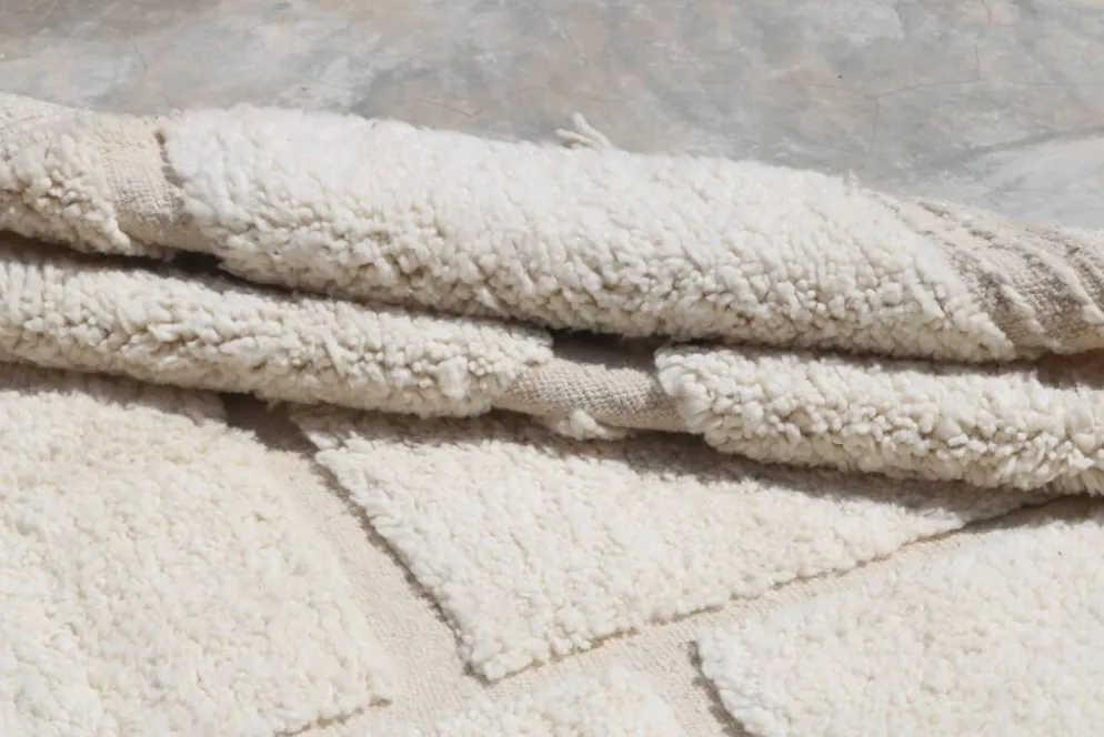 Tapis Beni Ouarain, 240 x 160 cm - AZ830
