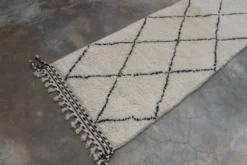 Tapis Beni Ouarain, 305 x 80 cm - R314