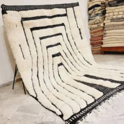 Tapis beni ourain en laine pure fait main traditionnelle taille 2/3 m