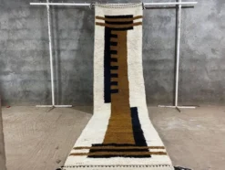 Tapis berbère en laine pure de passage traditionnelle taille 75/300 cm