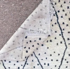 Tapis berbère en laine pure fait main traditionnelle taille 150/250 cm
