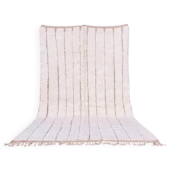 Tapis bérbere fait main traditionnelle taille 2/3 m