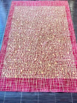 Tapis/carpet en bouclé abstrait organique design des années 1960, Tchécoslovaquie.