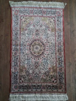 Tapis Chinois Hereke soie fait main